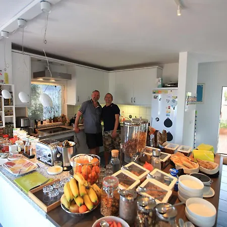 Casa Dos (adults Only) Bed & Breakfast Sayalonga
